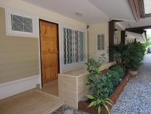 M&J House Hotel Chiang Rai Exterior photo